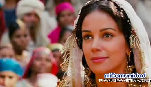 ¿Pueden las mujeres cristianas usar maquillaje o joyería?