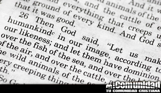 ¿Por qué Dios se refiere a sí mismo en plural en Génesis 1:26 y 3:22?